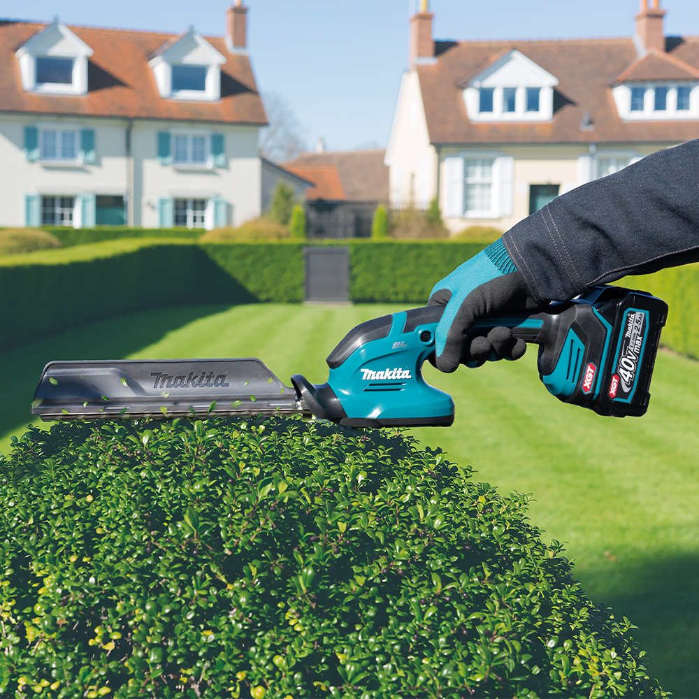 Cordless Hedge Trimmer XGT | UH023GZ